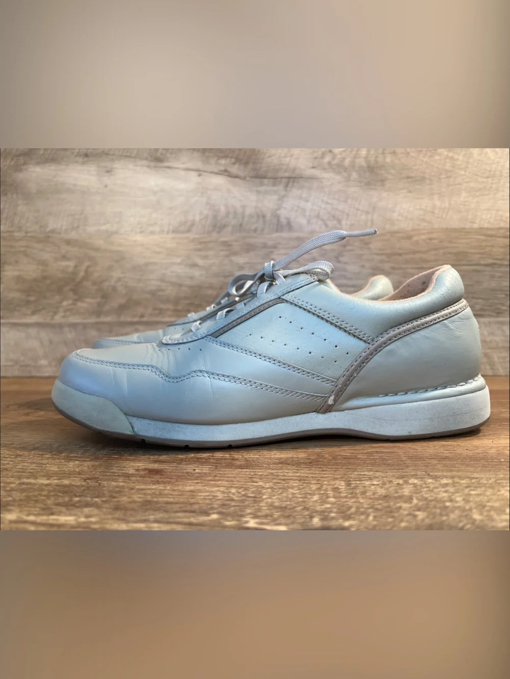 Rockport‎ Women's ProWalker Sneakers Women’s Size 8.5 WR7102N